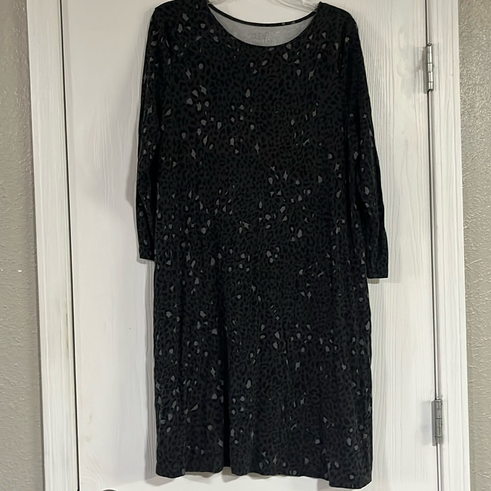 Time and Tru Black and Grey Leopard Print Knit Dress Size XL 16-18